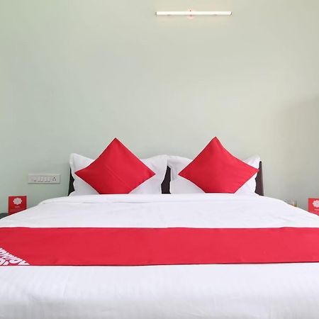 Hotel Nandanvan By Royal Stay โลนาวาลา ภายนอก รูปภาพ
