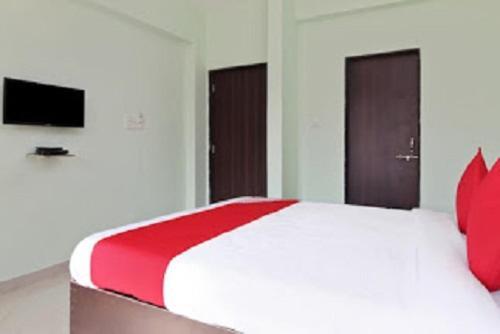 Hotel Nandanvan By Royal Stay โลนาวาลา ภายนอก รูปภาพ