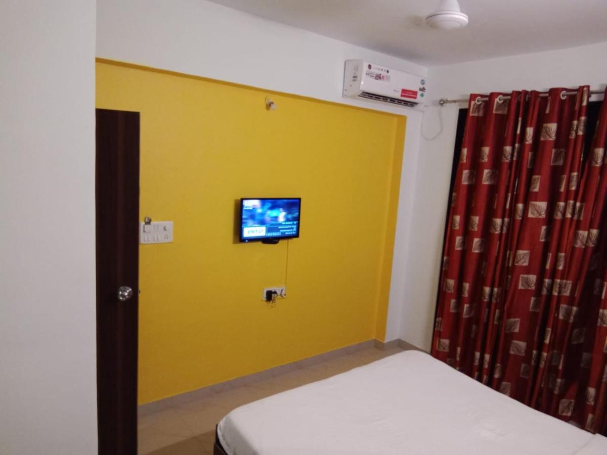 Hotel Nandanvan By Royal Stay โลนาวาลา ภายนอก รูปภาพ